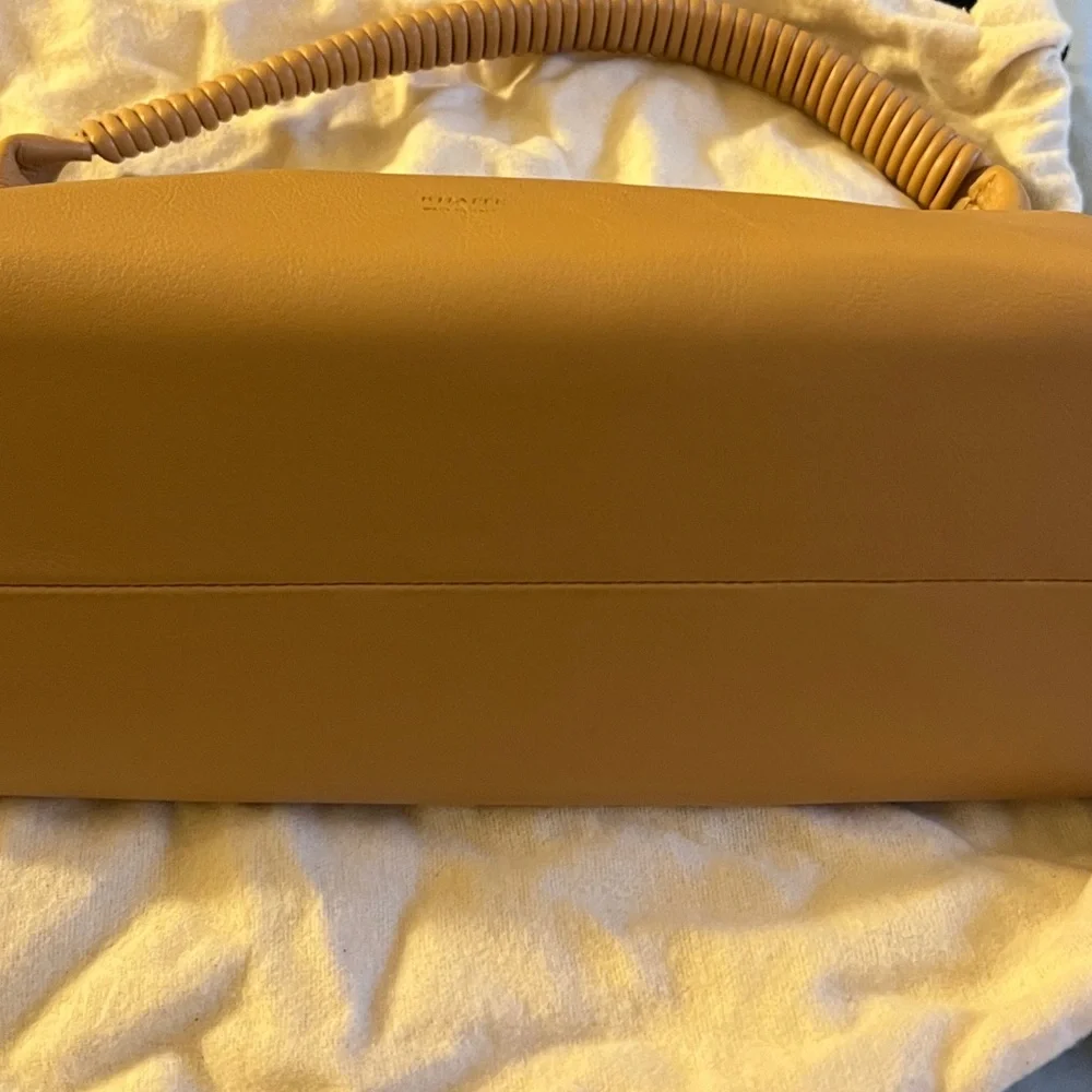 KHAITE The Remi Hobo shoulder bag new without tag - Picture 5 of 5